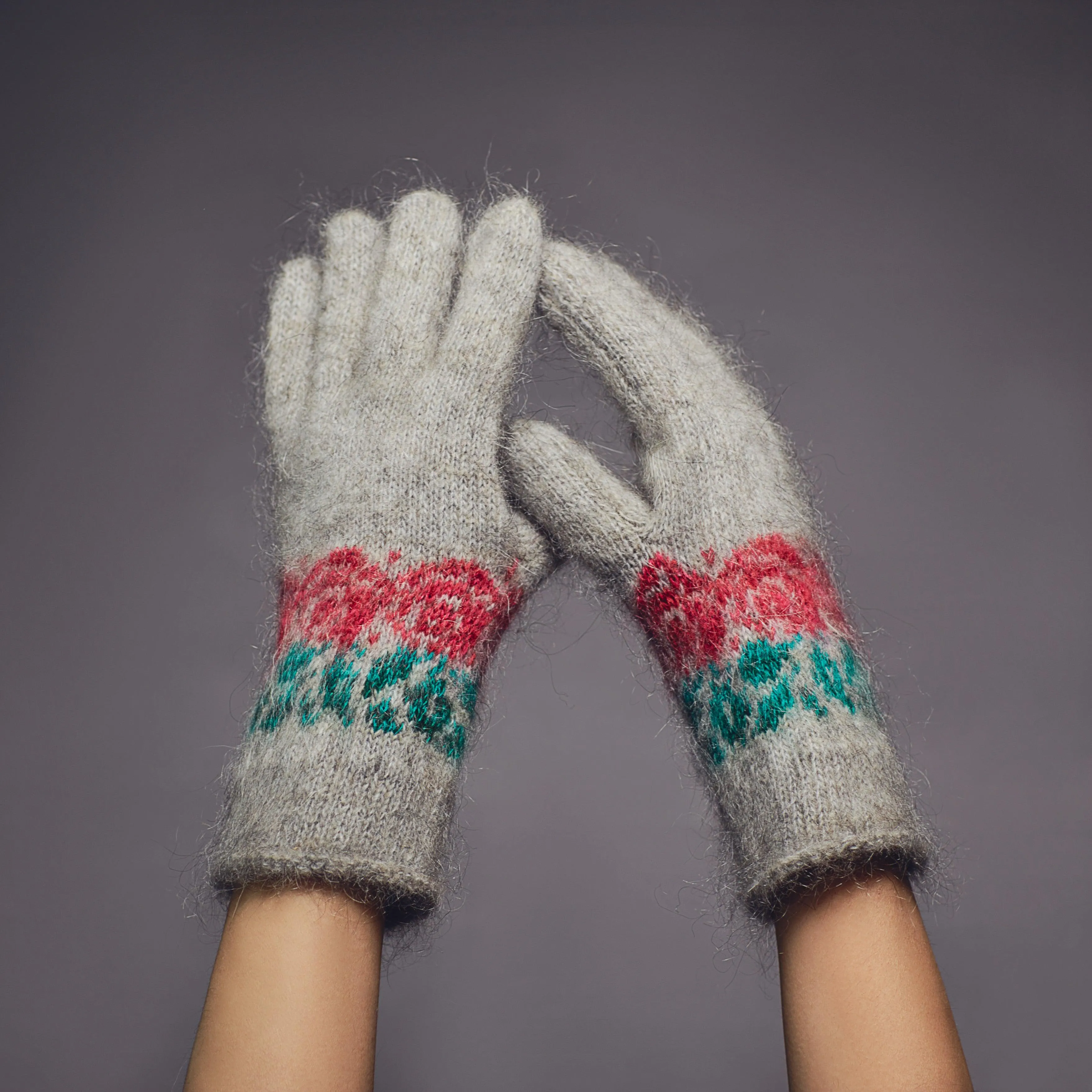 Women's Ravishing Roses Non-Binding Goat Wool Gloves